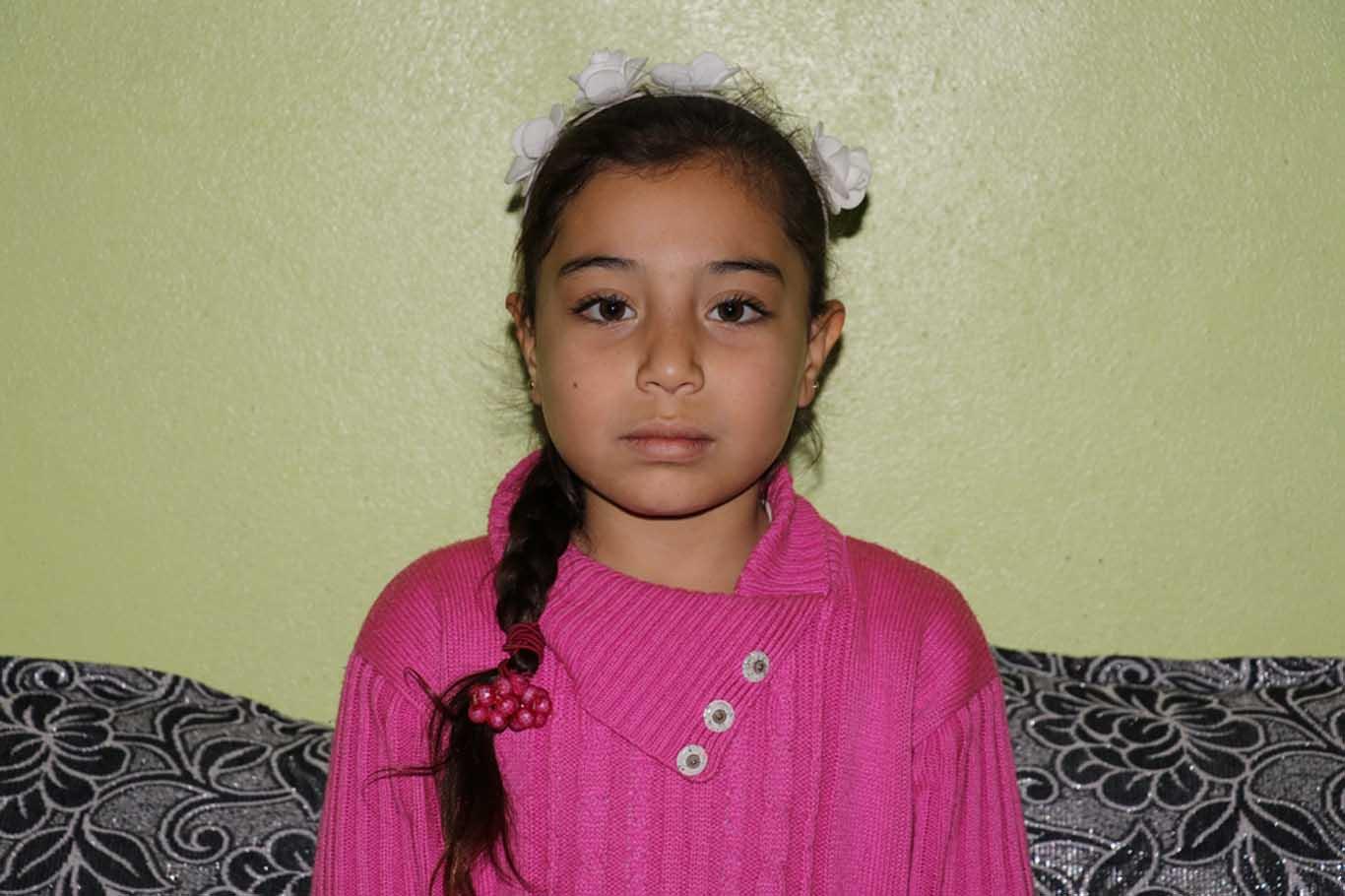 Talasemi hastası Suriyeli kız ilik nakli bekliyor